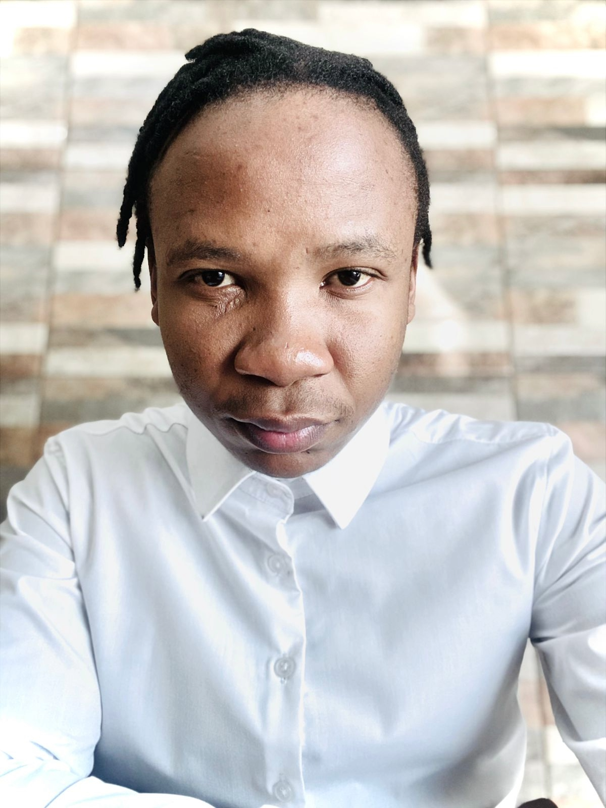 Lwazi Tobose profile picture